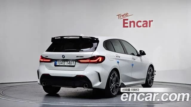 2021 BMW 1 Series (F40) 118d M Sport Sold VIN WBA7M9107M7J40210 – trunk area 2021 BMW 1 Series (F40) 118d M Sport Sold VIN WBA7M9107M7J40210 – trunk area