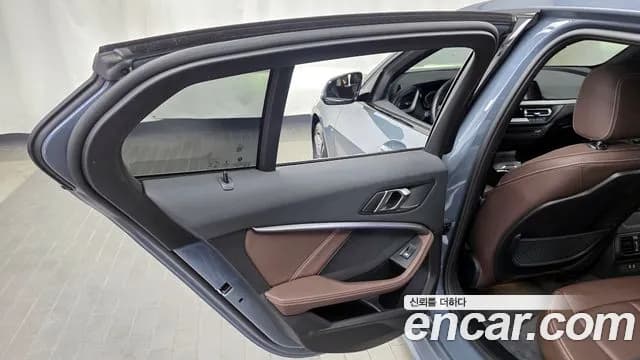 2021 BMW 1Series (F40) 118d M Sport Sold VIN WBA7M910XM7H82326 – interior seats 2021 BMW 1Series (F40) 118d M Sport Sold VIN WBA7M910XM7H82326 – interior seats