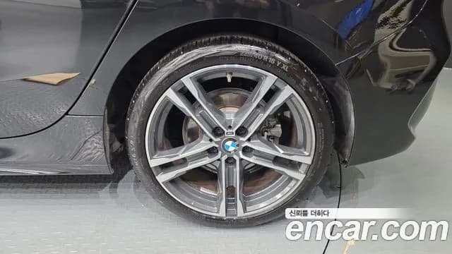 2021 BMW 1Series (F40) 118d M Sport Sold VIN WBA7M910XM7H82939 – exterior detail 2021 BMW 1Series (F40) 118d M Sport Sold VIN WBA7M910XM7H82939 – exterior detail