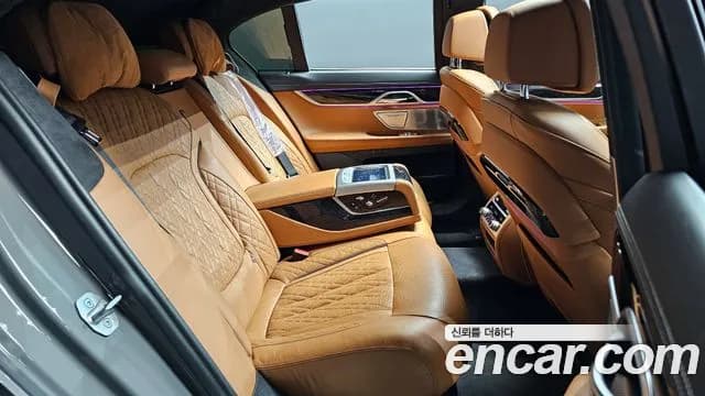2022 BMW 7 Series (G11) 740i M Sport Sold VIN WBA7R2104NCK05998 – undercarriage 2022 BMW 7 Series (G11) 740i M Sport Sold VIN WBA7R2104NCK05998 – undercarriage
