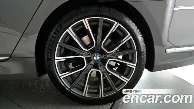 2022 BMW 7 Series (G11) 740i M Sport Sold VIN WBA7R2104NCK05998 – photo 11 2022 BMW 7 Series (G11) 740i M Sport Sold VIN WBA7R2104NCK05998 – photo 11
