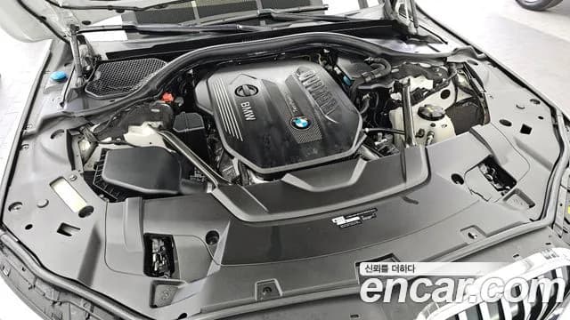 2020 BMW 7 Series (G11) 730d xDrive M Sport Sold VIN WBA7S4104LGL28125 – side profile 2020 BMW 7 Series (G11) 730d xDrive M Sport Sold VIN WBA7S4104LGL28125 – side profile