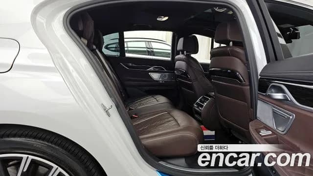 2020 BMW 7 Series (G11) 730d xDrive M Sport Sold VIN WBA7S4104LGL28125 – photo 19 2020 BMW 7 Series (G11) 730d xDrive M Sport Sold VIN WBA7S4104LGL28125 – photo 19