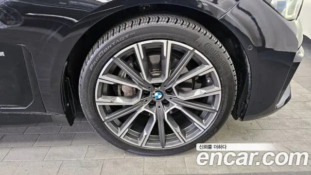 2021 BMW 7Series (G11) 740Li xDrive M Sport Package Sold VIN WBA7T4102MCF54317 – photo 13 2021 BMW 7Series (G11) 740Li xDrive M Sport Package Sold VIN WBA7T4102MCF54317 – photo 13