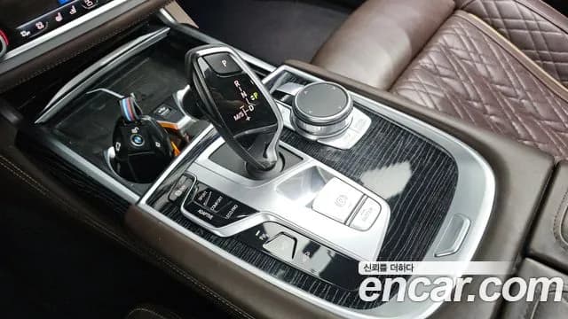 2020 BMW 7Series (G11) 740Li xDrive M Sport Package Sold VIN WBA7T4104LCE34825 – rear exterior 2020 BMW 7Series (G11) 740Li xDrive M Sport Package Sold VIN WBA7T4104LCE34825 – rear exterior