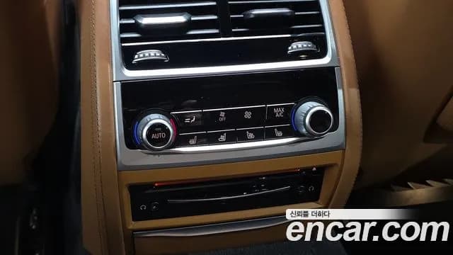2020 BMW 7 Series (G11) 740Li xDrive M Sport Package Sold VIN WBA7T4108LGM53996 – photo 16 2020 BMW 7 Series (G11) 740Li xDrive M Sport Package Sold VIN WBA7T4108LGM53996 – photo 16