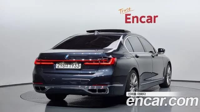 2020 BMW 7 Series (G11) M760Li xDrive V12 Excellence Sold VIN WBA7U6106LCD87810 – interior seats 2020 BMW 7 Series (G11) M760Li xDrive V12 Excellence Sold VIN WBA7U6106LCD87810 – interior seats