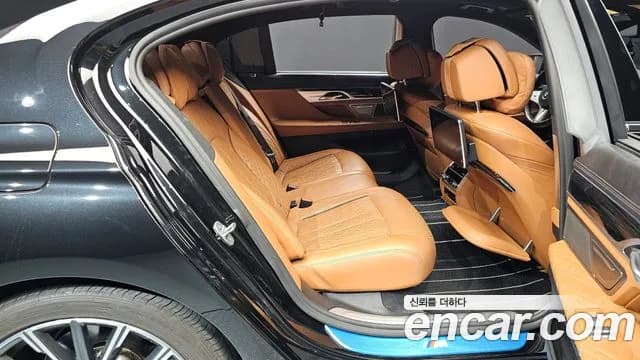 2020 BMW 7Series (G11) 730Ld xDrive M Sport Sold VIN WBA7V4100LBM64062 – photo 15 2020 BMW 7Series (G11) 730Ld xDrive M Sport Sold VIN WBA7V4100LBM64062 – photo 15