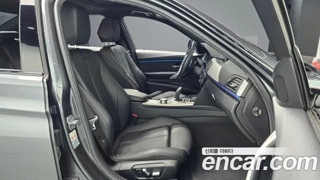 2018 BMW 3Series (F30) 320i M Sport Sold VIN WBA8A9101JAH11088 – exterior detail 2018 BMW 3Series (F30) 320i M Sport Sold VIN WBA8A9101JAH11088 – exterior detail