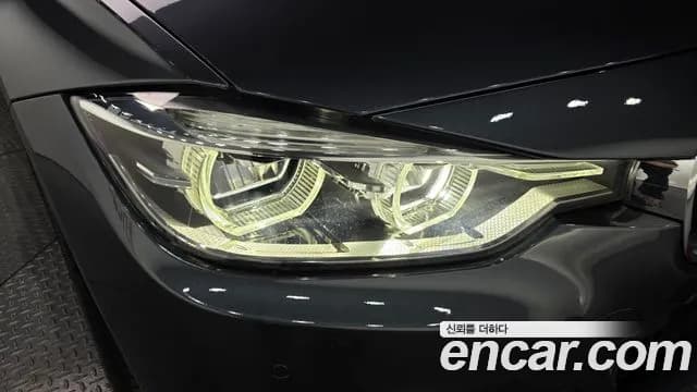 2018 BMW 3Series (F30) 320i M Sport Sold VIN WBA8A9101JAH11088 – photo 13 2018 BMW 3Series (F30) 320i M Sport Sold VIN WBA8A9101JAH11088 – photo 13