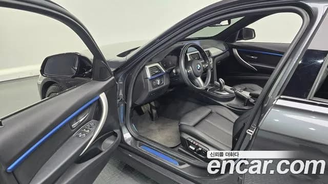 2018 BMW 3Series (F30) 320i M Sport Sold VIN WBA8A9101JAH11088 – photo 19 2018 BMW 3Series (F30) 320i M Sport Sold VIN WBA8A9101JAH11088 – photo 19
