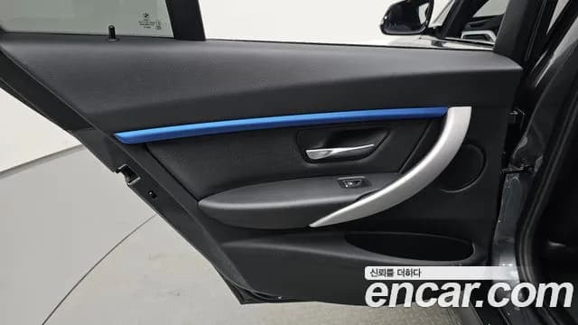 2018 BMW 3Series (F30) 320i M Sport Sold VIN WBA8A9102JK884416 – rear exterior 2018 BMW 3Series (F30) 320i M Sport Sold VIN WBA8A9102JK884416 – rear exterior