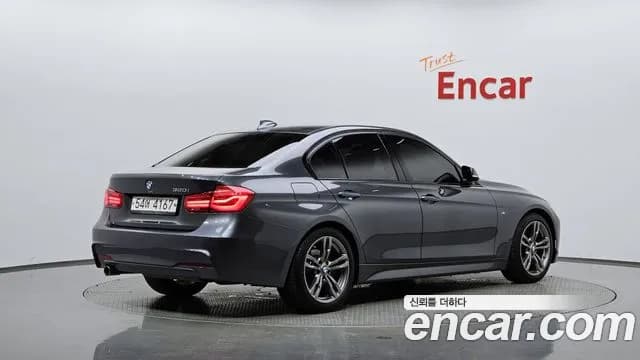 2018 BMW 3Series (F30) 320i M Sport Sold VIN WBA8A9102JK884416 – photo 11 2018 BMW 3Series (F30) 320i M Sport Sold VIN WBA8A9102JK884416 – photo 11