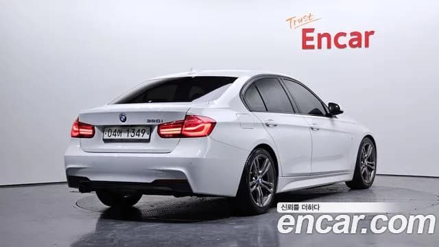 2017 BMW 3Series (F30) 320i M Sport Sold VIN WBA8A9105HK882816 – photo 13 2017 BMW 3Series (F30) 320i M Sport Sold VIN WBA8A9105HK882816 – photo 13