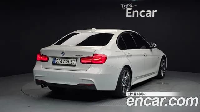 2018 BMW 3Series (F30) 320i M Sport Sold VIN WBA8A9105JAE91874 – photo 12 2018 BMW 3Series (F30) 320i M Sport Sold VIN WBA8A9105JAE91874 – photo 12