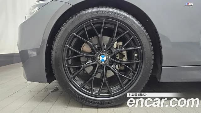 2018 BMW 3Series (F30) 320i M Sport Sold VIN WBA8A9106JAE91463 – photo 20 2018 BMW 3Series (F30) 320i M Sport Sold VIN WBA8A9106JAE91463 – photo 20
