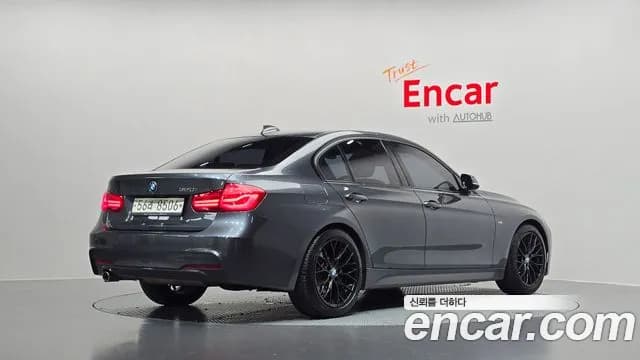 2018 BMW 3Series (F30) 320i M Sport Sold VIN WBA8A9106JAE91463 – photo 23 2018 BMW 3Series (F30) 320i M Sport Sold VIN WBA8A9106JAE91463 – photo 23