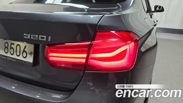 2018 BMW 3Series (F30) 320i M Sport Sold VIN WBA8A9106JAE91463 – photo 29 2018 BMW 3Series (F30) 320i M Sport Sold VIN WBA8A9106JAE91463 – photo 29