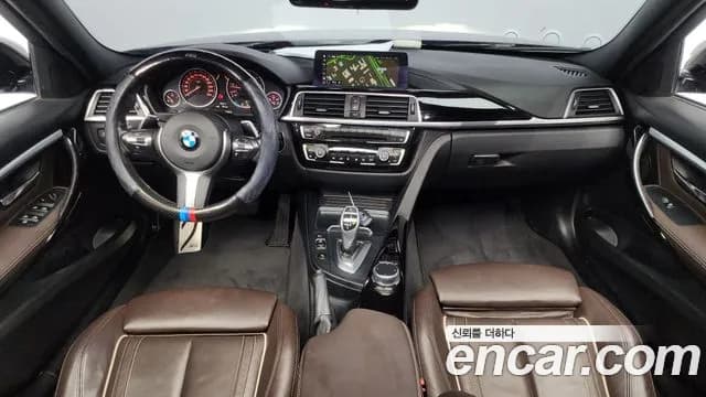2018 BMW 3Series (F30) 320i M Sport Sold VIN WBA8A9108JAD29642 – photo 13 2018 BMW 3Series (F30) 320i M Sport Sold VIN WBA8A9108JAD29642 – photo 13