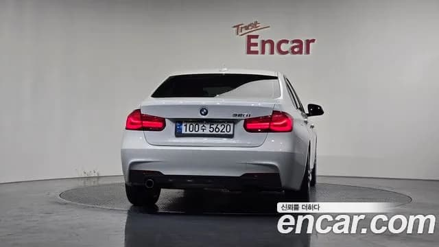 2018 BMW 3Series (F30) 320i M Sport Sold VIN WBA8A9108JAH11279 – photo 13 2018 BMW 3Series (F30) 320i M Sport Sold VIN WBA8A9108JAH11279 – photo 13