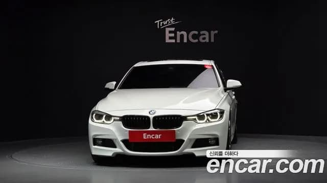 2018 BMW 3 Series (F30) 320i M Sport Sold VIN WBA8A9109JAH11940 – photo 24 2018 BMW 3 Series (F30) 320i M Sport Sold VIN WBA8A9109JAH11940 – photo 24