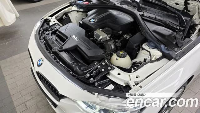 2018 BMW 3 Series (F30) 320i M Sport Sold VIN WBA8A9109JAH11940 – photo 29 2018 BMW 3 Series (F30) 320i M Sport Sold VIN WBA8A9109JAH11940 – photo 29