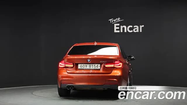 2018 BMW 3Series (F30) 330i M Sport Shadow Sold VIN WBA8B9101JA194059 – photo 12 2018 BMW 3Series (F30) 330i M Sport Shadow Sold VIN WBA8B9101JA194059 – photo 12