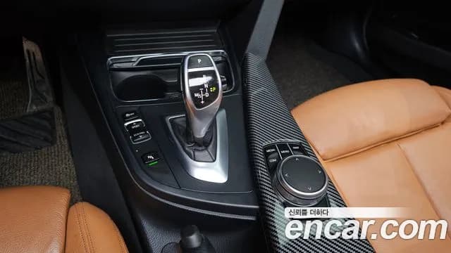 2018 BMW 3Series (F30) 330i M Sport Shadow Sold VIN WBA8B9101JA194059 – photo 17 2018 BMW 3Series (F30) 330i M Sport Shadow Sold VIN WBA8B9101JA194059 – photo 17