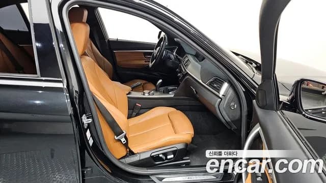 2018 BMW 3Series (F30) 330i M Sport Shadow Sold VIN WBA8B9101JA539283 – photo 11 2018 BMW 3Series (F30) 330i M Sport Shadow Sold VIN WBA8B9101JA539283 – photo 11