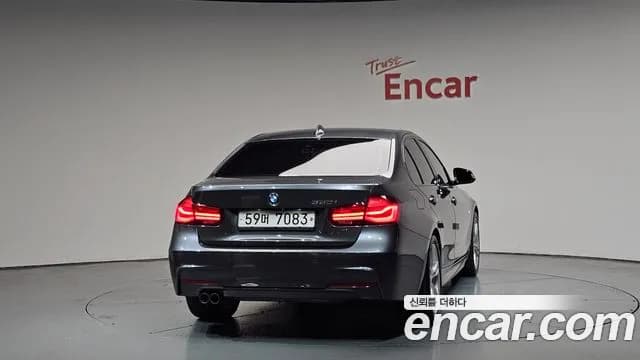 2018 BMW 3 Series (F30) 330i M Sport Shadow Sold VIN WBA8B9102JA826678 – exterior detail 2018 BMW 3 Series (F30) 330i M Sport Shadow Sold VIN WBA8B9102JA826678 – exterior detail