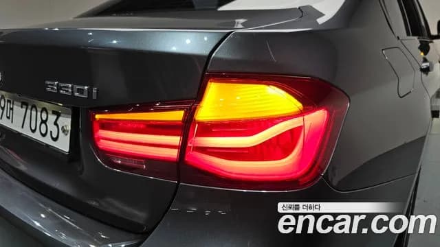 2018 BMW 3 Series (F30) 330i M Sport Shadow Sold VIN WBA8B9102JA826678 – photo 26 2018 BMW 3 Series (F30) 330i M Sport Shadow Sold VIN WBA8B9102JA826678 – photo 26