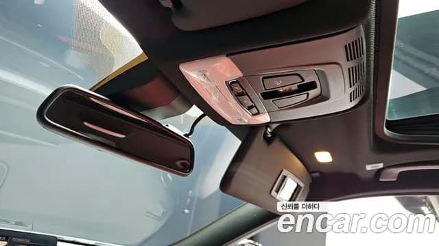 2018 BMW 3 Series (F30) 330i M Sport Shadow Sold VIN WBA8B9103JA826334 – photo 12 2018 BMW 3 Series (F30) 330i M Sport Shadow Sold VIN WBA8B9103JA826334 – photo 12