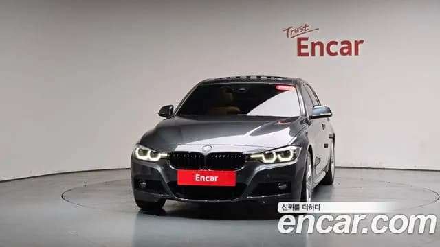 2018 BMW 3 Series (F30) 330i M Sport Shadow Sold VIN WBA8B9104JA826357 – side profile 2018 BMW 3 Series (F30) 330i M Sport Shadow Sold VIN WBA8B9104JA826357 – side profile