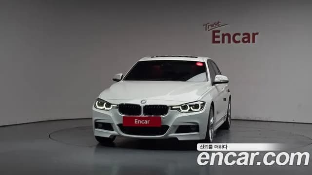2017 BMW 3 Series (F30) 330i M Sport Sold VIN WBA8B9105HK704871 – front exterior 2017 BMW 3 Series (F30) 330i M Sport Sold VIN WBA8B9105HK704871 – front exterior