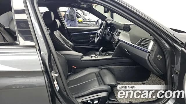 2018 BMW 3 Series (F30) 330i M Sport Shadow Sold VIN WBA8B9109JA826399 – odometer reading 2018 BMW 3 Series (F30) 330i M Sport Shadow Sold VIN WBA8B9109JA826399 – odometer reading