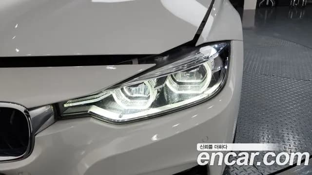 2017 BMW 3Series (F30) 320d M Sport Sold VIN WBA8C5103HA067863 – trunk area 2017 BMW 3Series (F30) 320d M Sport Sold VIN WBA8C5103HA067863 – trunk area