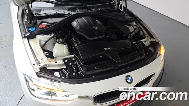 2017 BMW 3Series (F30) 320d Sold VIN WBA8C5103HK857755 – photo 23 2017 BMW 3Series (F30) 320d Sold VIN WBA8C5103HK857755 – photo 23