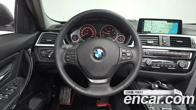 2017 BMW 3Series (F30) 320d Sold VIN WBA8C5103HK857755 – photo 29 2017 BMW 3Series (F30) 320d Sold VIN WBA8C5103HK857755 – photo 29