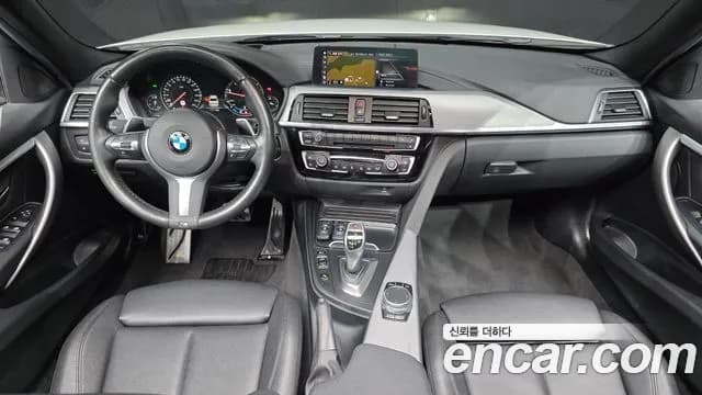 2018 BMW 3 Series (F30) 320d M Sport Sold VIN WBA8C5103J5L45420 – photo 12 2018 BMW 3 Series (F30) 320d M Sport Sold VIN WBA8C5103J5L45420 – photo 12