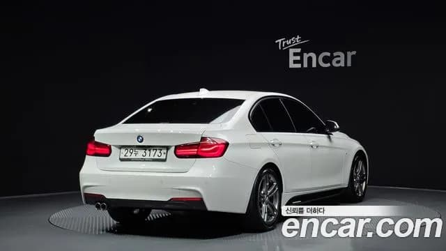 2018 BMW 3 Series (F30) 320d M Sport Sold VIN WBA8C5103J5L45420 – photo 15 2018 BMW 3 Series (F30) 320d M Sport Sold VIN WBA8C5103J5L45420 – photo 15