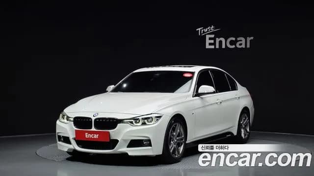 2018 BMW 3 Series (F30) 320d M Sport Sold VIN WBA8C5103J5L45420 – photo 18 2018 BMW 3 Series (F30) 320d M Sport Sold VIN WBA8C5103J5L45420 – photo 18