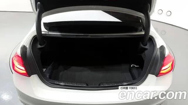 2018 BMW 3Series (F30) 320d Sold VIN WBA8C5103JA076214 – photo 16 2018 BMW 3Series (F30) 320d Sold VIN WBA8C5103JA076214 – photo 16