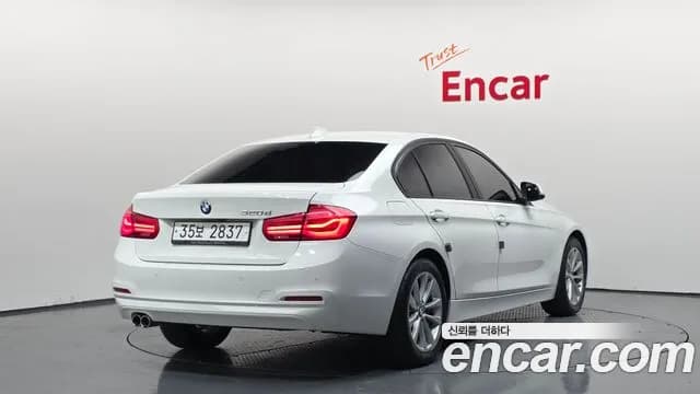 2018 BMW 3Series (F30) 320d Sold VIN WBA8C5103JA076214 – photo 18 2018 BMW 3Series (F30) 320d Sold VIN WBA8C5103JA076214 – photo 18