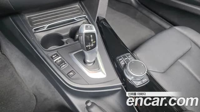2017 BMW 3Series (F30) 320d Sold VIN WBA8C5105HK857529 – exterior detail 2017 BMW 3Series (F30) 320d Sold VIN WBA8C5105HK857529 – exterior detail