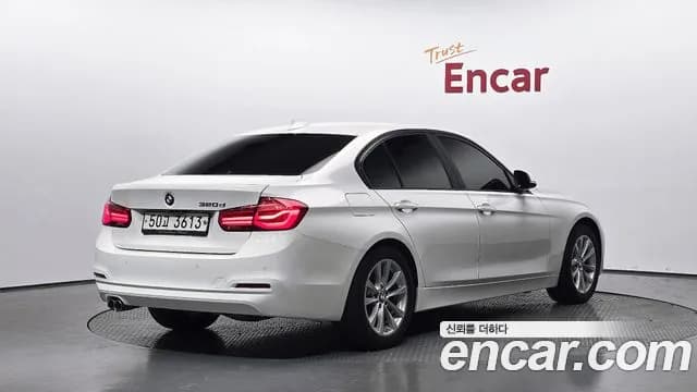 2018 BMW 3Series (F30) 320d Sold VIN WBA8C5105J5L46472 – photo 15 2018 BMW 3Series (F30) 320d Sold VIN WBA8C5105J5L46472 – photo 15