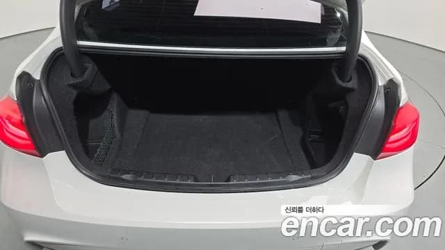 2018 BMW 3Series (F30) 320d M Sport Sold VIN WBA8C5106J5L44469 – interior seats 2018 BMW 3Series (F30) 320d M Sport Sold VIN WBA8C5106J5L44469 – interior seats