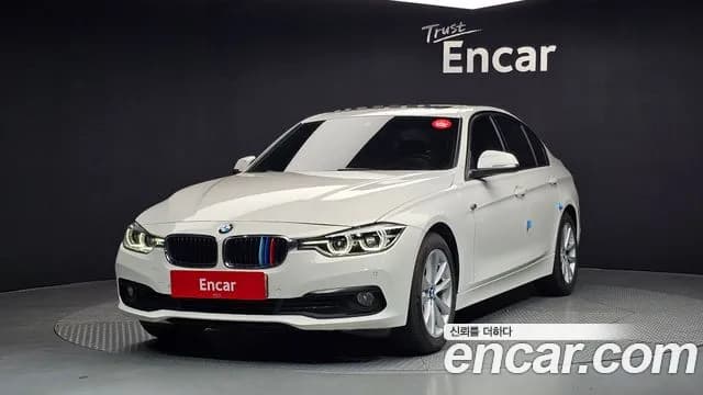 2017 BMW 3Series (F30) 320d Sold VIN WBA8C5107HA070250 – trunk area 2017 BMW 3Series (F30) 320d Sold VIN WBA8C5107HA070250 – trunk area
