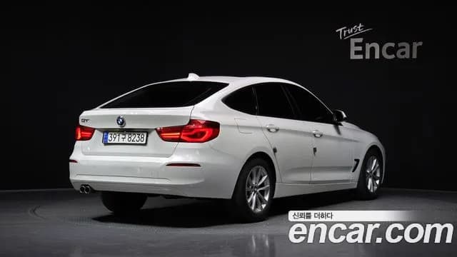 2018 BMW 3 Series GT (F34) GT 320d Sold VIN WBA8T3102JGA84468 – interior seats 2018 BMW 3 Series GT (F34) GT 320d Sold VIN WBA8T3102JGA84468 – interior seats