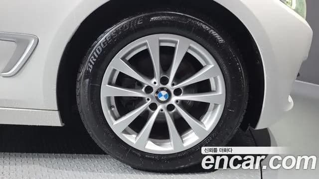 2020 BMW 3Series GT (F34) GT 320d Sold VIN WBA8T3106LBX94437 – photo 18 2020 BMW 3Series GT (F34) GT 320d Sold VIN WBA8T3106LBX94437 – photo 18