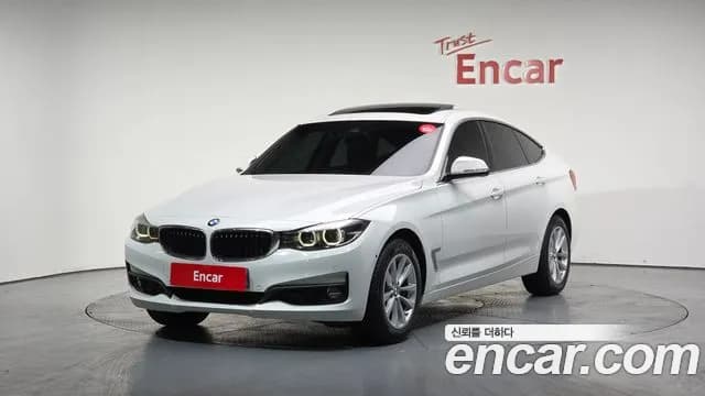2021 BMW 3Series GT (F34) GT 320d Premium Sold VIN WBA8T3107MCE94453 – rear exterior 2021 BMW 3Series GT (F34) GT 320d Premium Sold VIN WBA8T3107MCE94453 – rear exterior